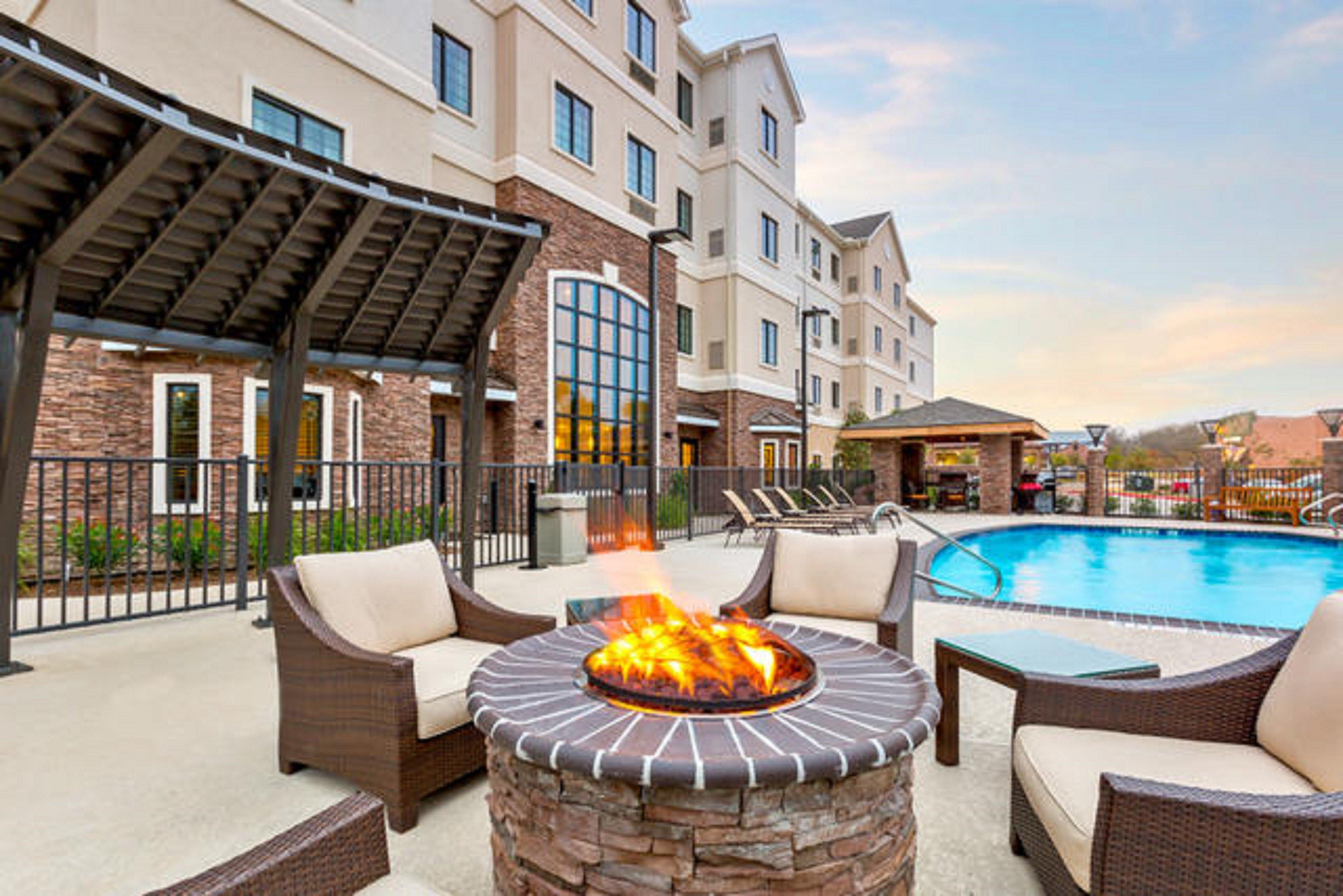 Staybridge Suites College Station By Ihg Zewnętrze zdjęcie